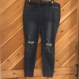 Old Navy Pull-On Rockstar Jeggings, Size 14 Petite